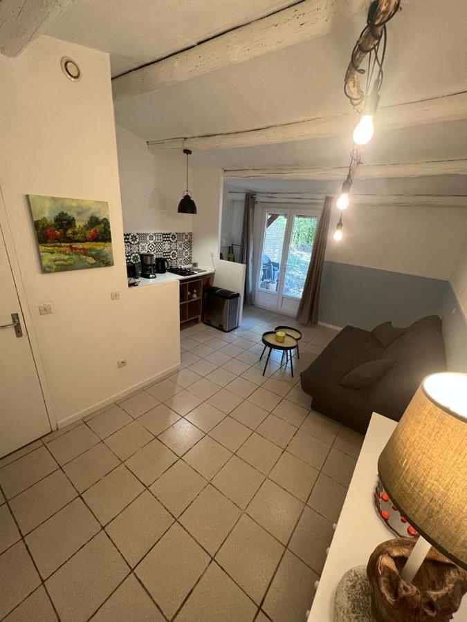 8-Gite 5 Personnes Avec Piscine Saint-Aubin-de-Nabirat Esterno foto