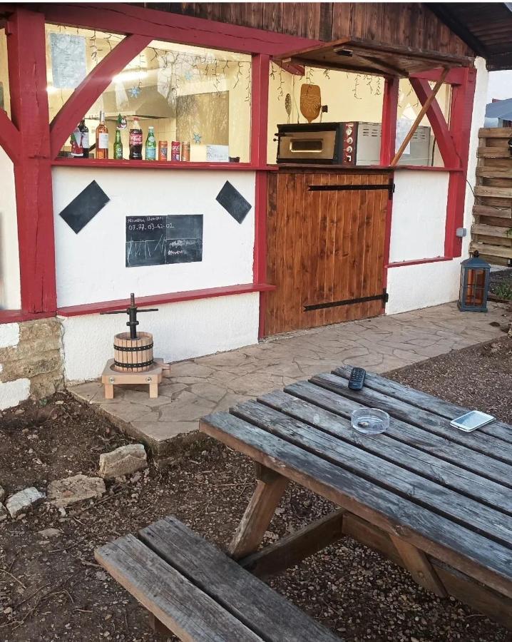 8-Gite 5 Personnes Avec Piscine Saint-Aubin-de-Nabirat Esterno foto